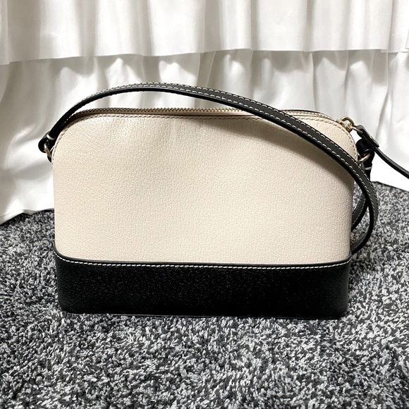✨Host Pick✨ Kate Spade Crossbody - Picture 2 of 4